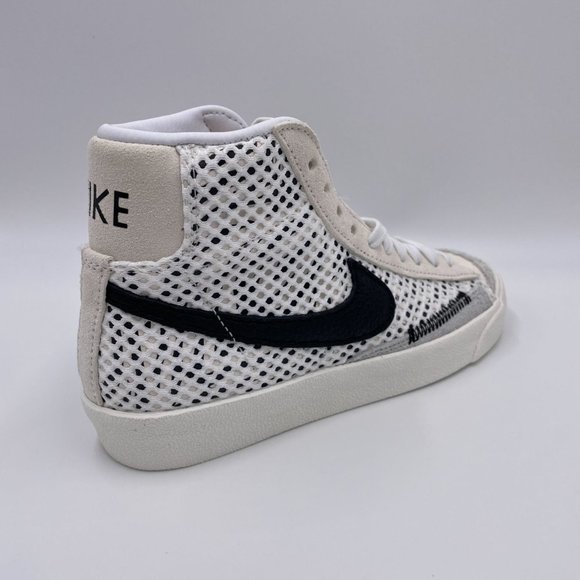 Nike Blazer Mid '77 Black / White Womens Shoes - Picture 9 of 9